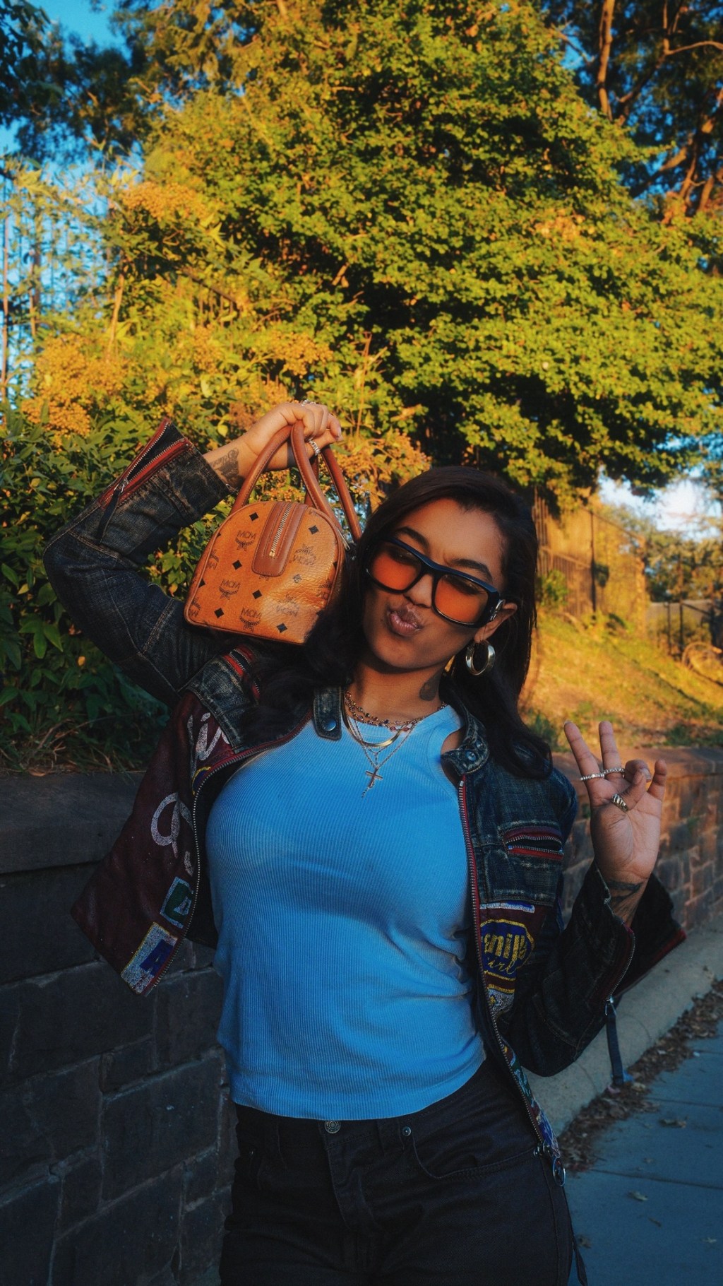 Sammy Santana Delivers On “Sunday Service“